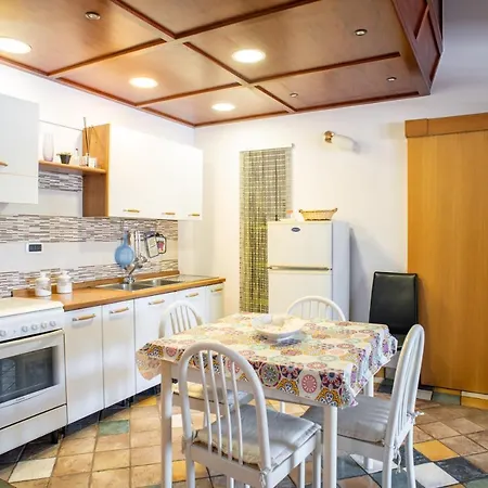 La Casa Di Luca - By Host4u Appartement Pulsano